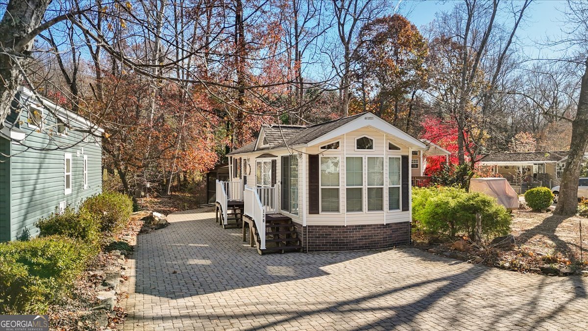 130 Creekview Drive Cleveland GA 30528