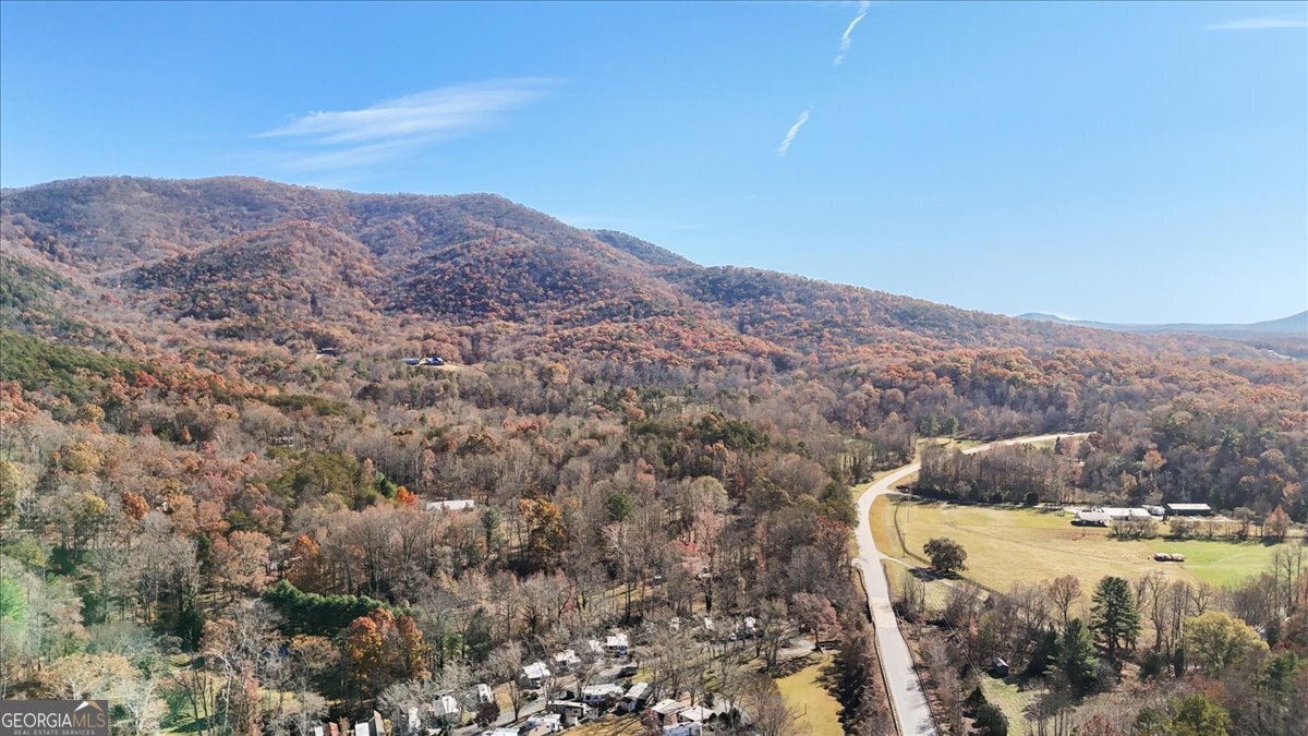 130 Creekview Drive Cleveland GA 30528