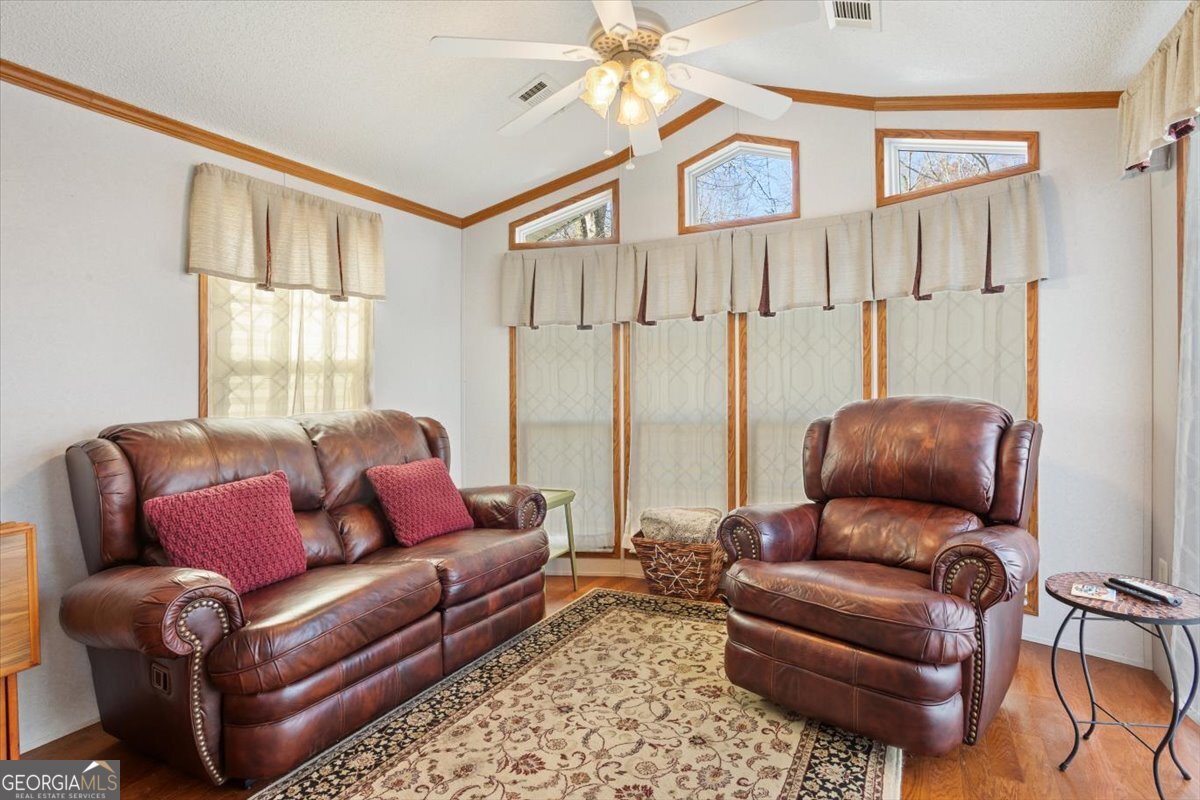 130 Creekview Drive Cleveland GA 30528