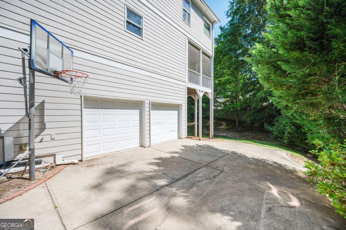 2199 Collins Drive NW Atlanta GA 30318