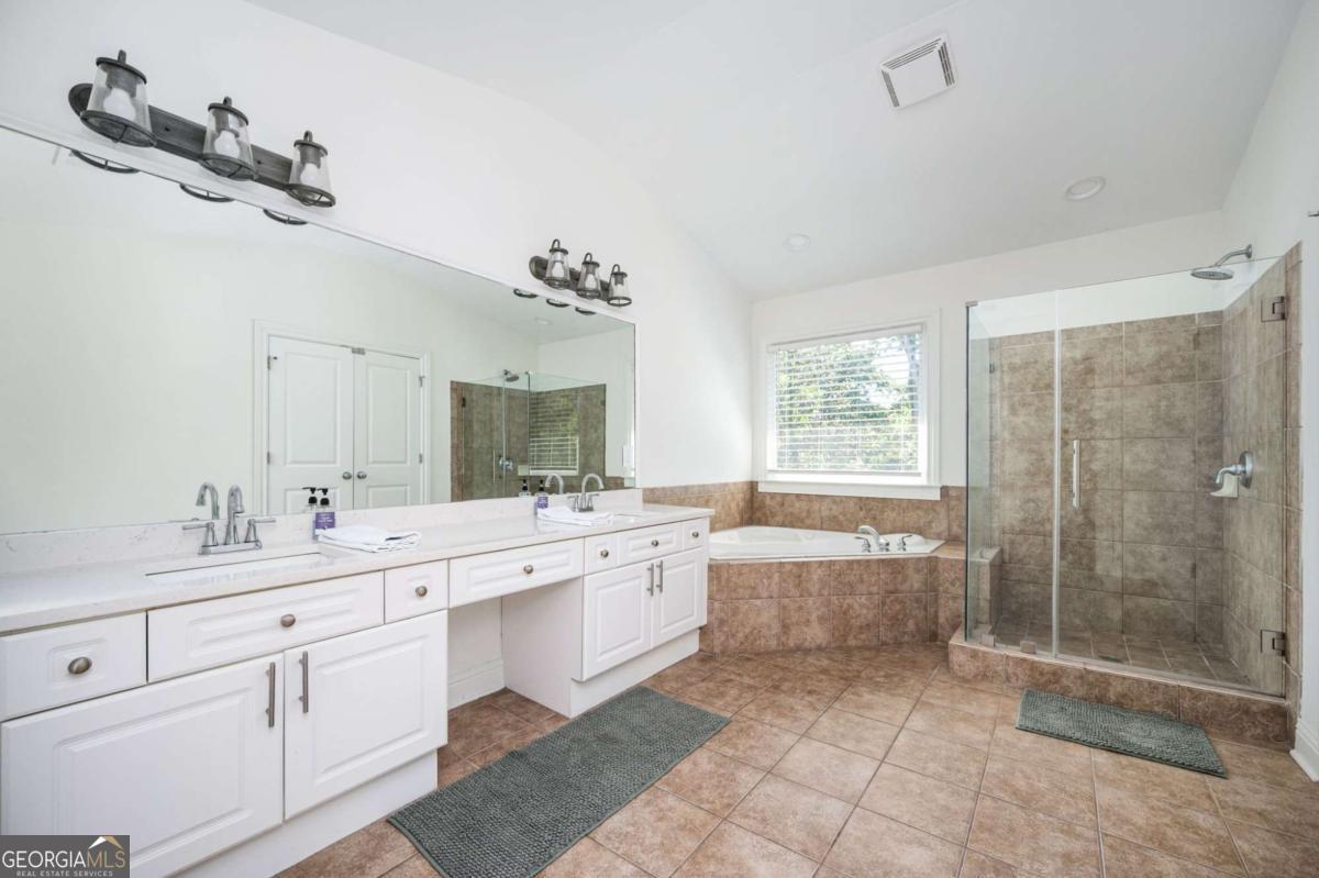 2199 Collins Drive NW Atlanta GA 30318