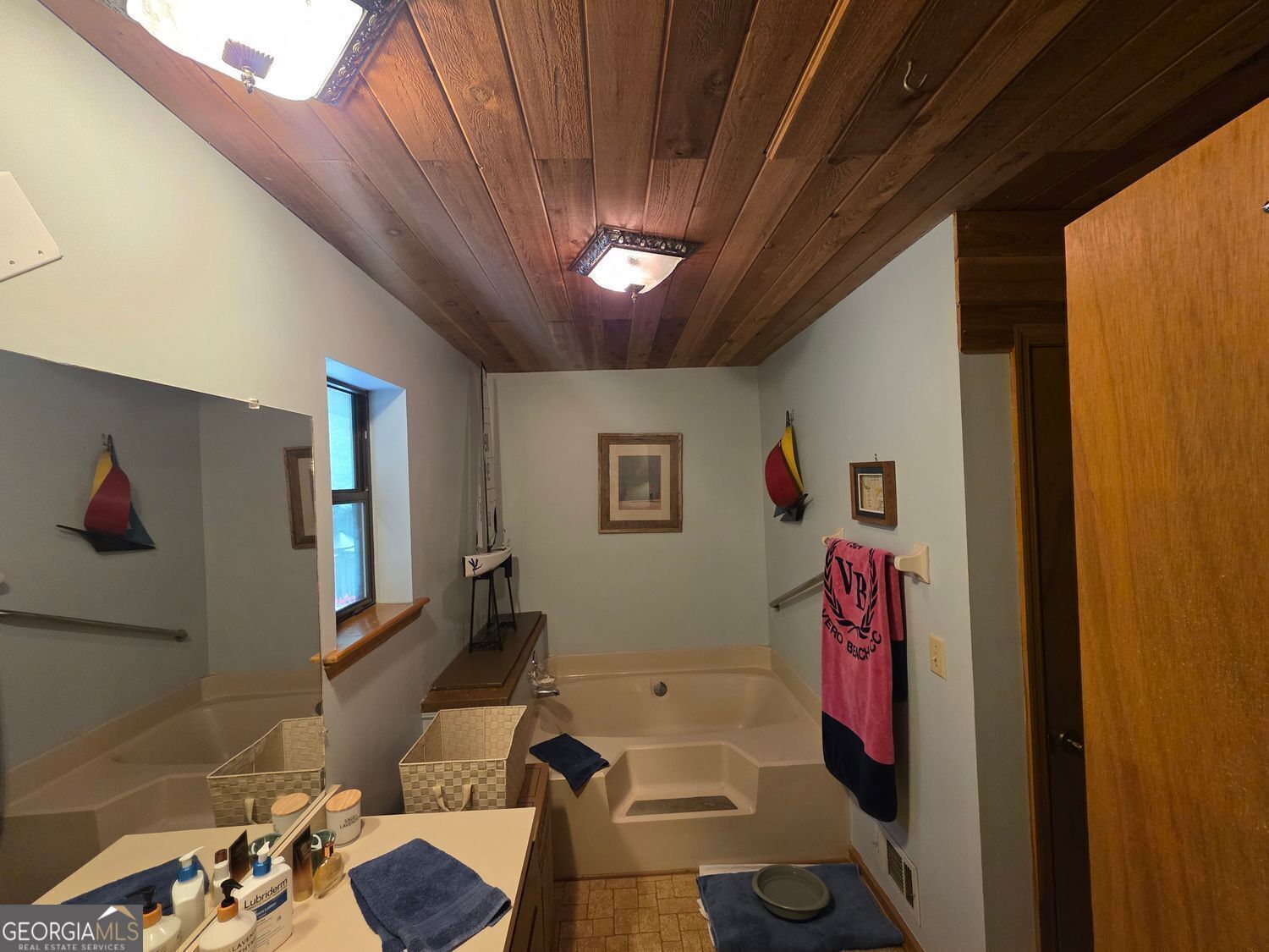 231 Laurelwood Sautee Nacoochee GA 30571