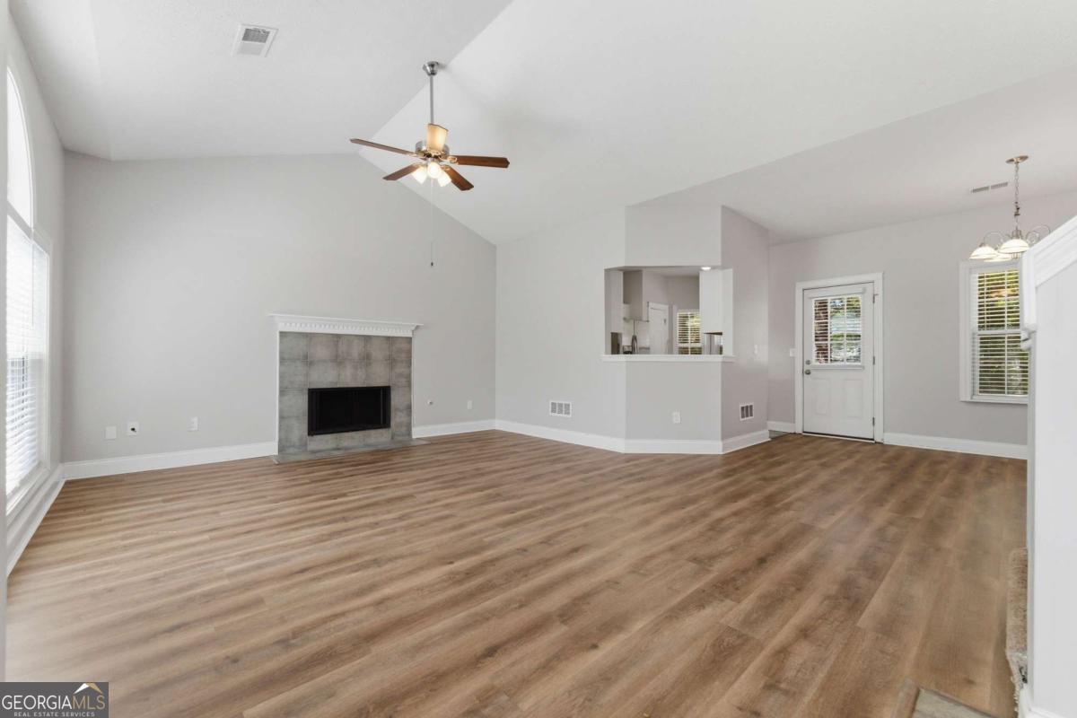 3022 Lake Park Trail Acworth GA 30101