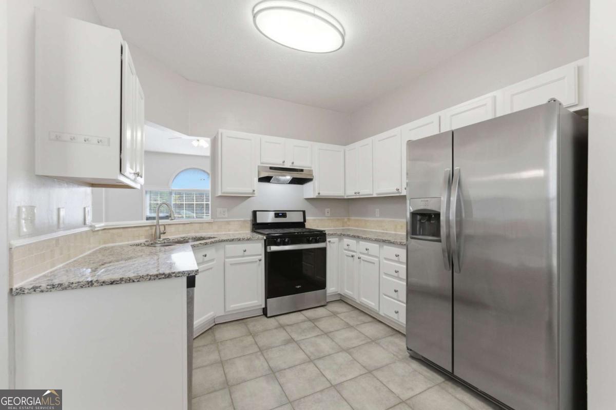 3022 Lake Park Trail Acworth GA 30101