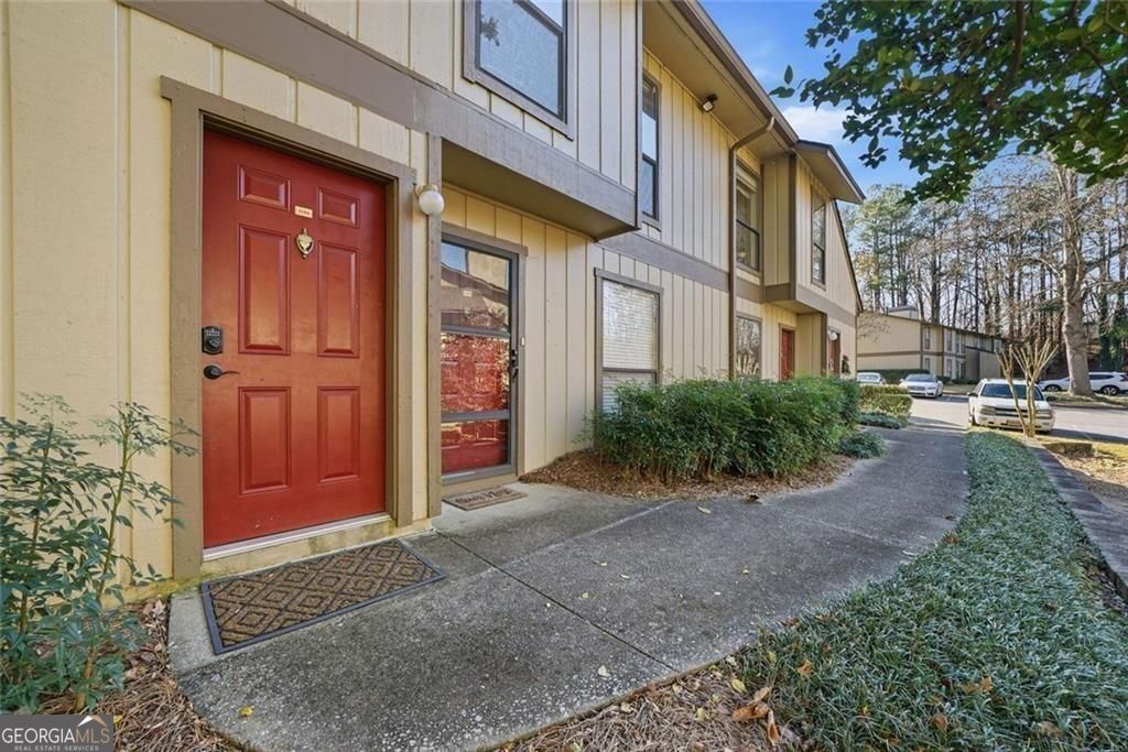 1104 Woodcliff Drive Atlanta GA 30350