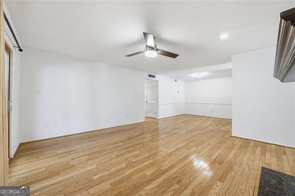1104 Woodcliff Drive Atlanta GA 30350
