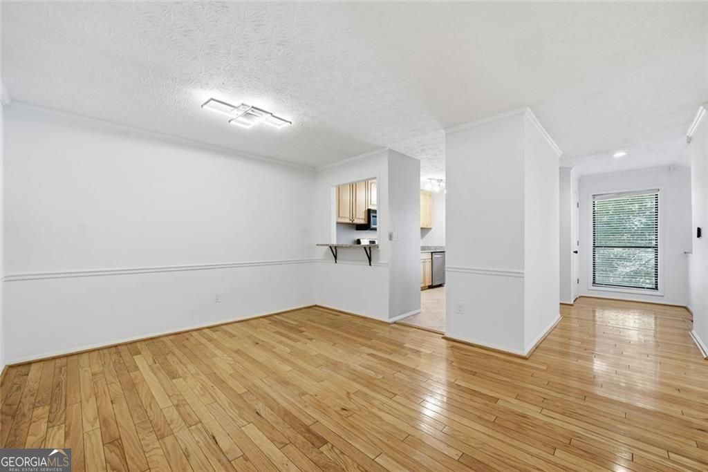 1104 Woodcliff Drive Atlanta GA 30350