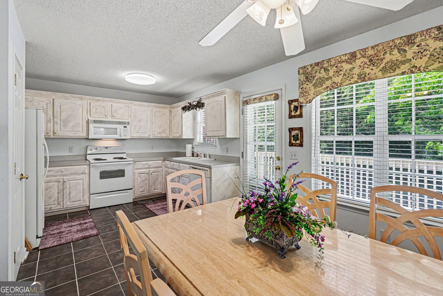 130 Orchard Way SE Calhoun GA 30701