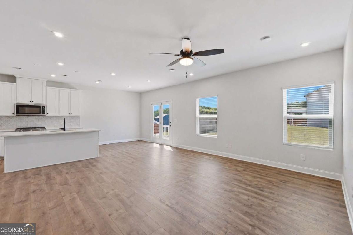 14 Ledgemont Way Acworth GA 30101