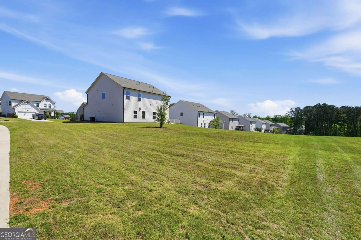 14 Ledgemont Way Acworth GA 30101