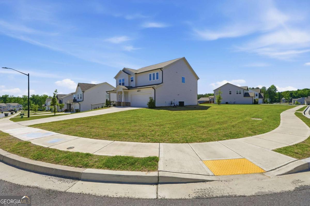 14 Ledgemont Way Acworth GA 30101