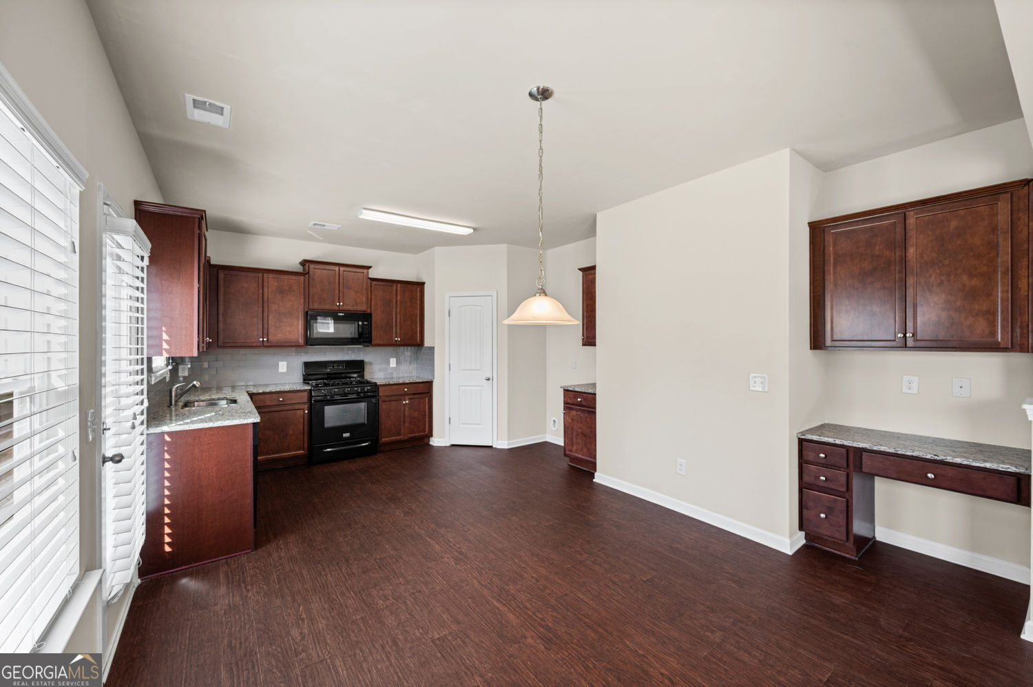23 Miles Drive SE Cartersville GA 30120