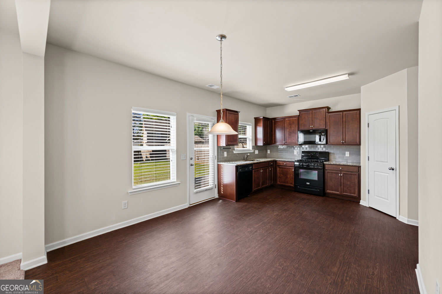 23 Miles Drive SE Cartersville GA 30120