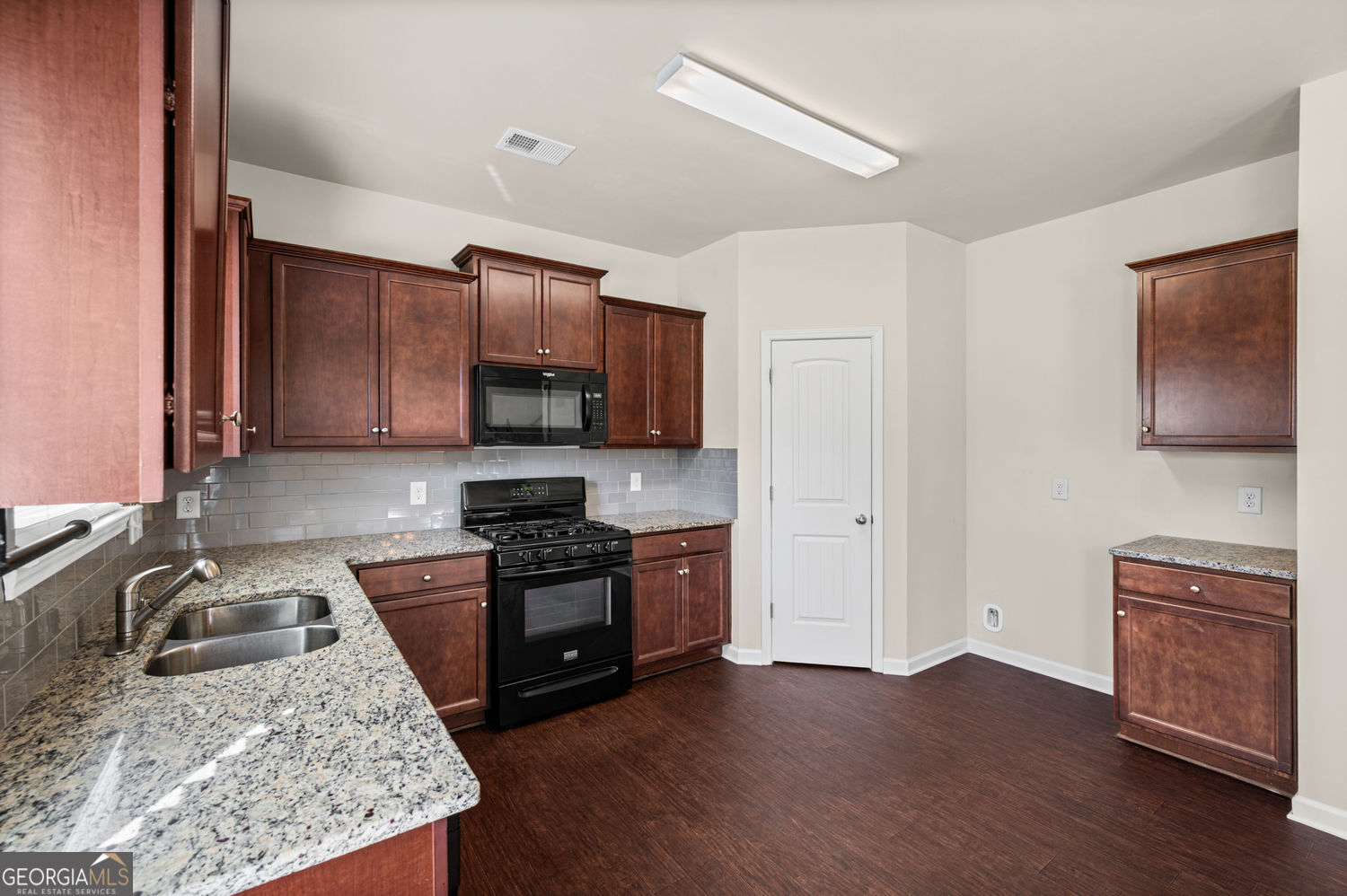 23 Miles Drive SE Cartersville GA 30120