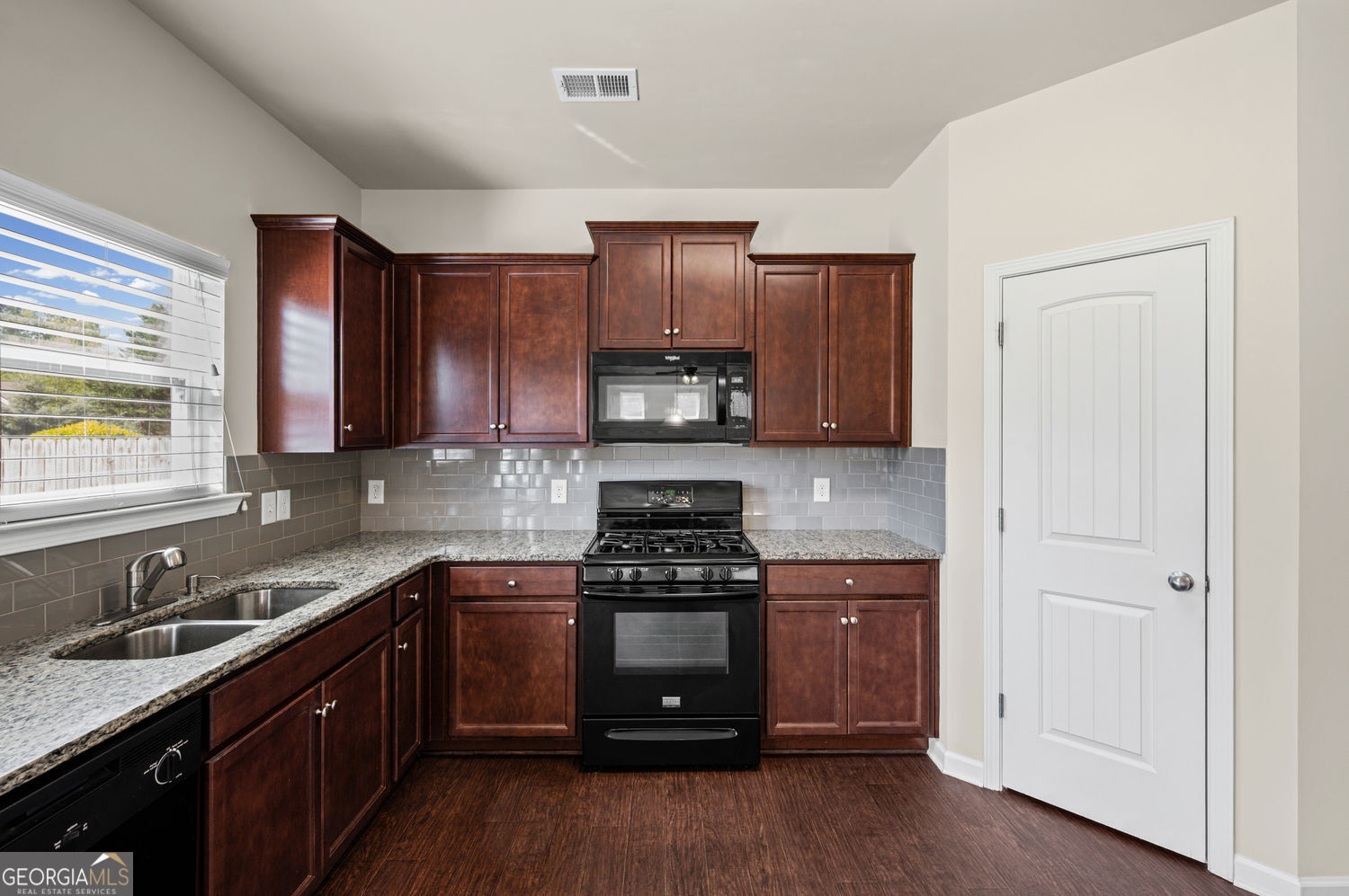 23 Miles Drive SE Cartersville GA 30120