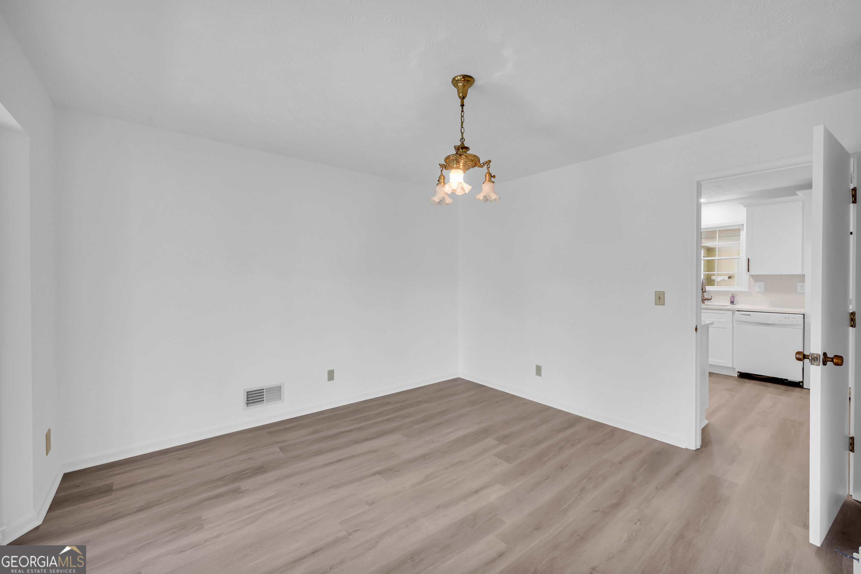 3761 Oak Street Duluth GA 30096