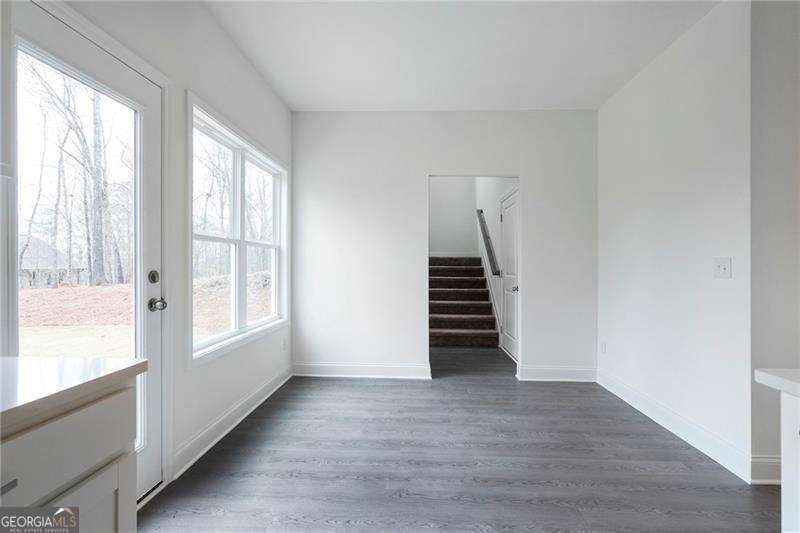 129 Mores Elm Loop Waleska GA 30183