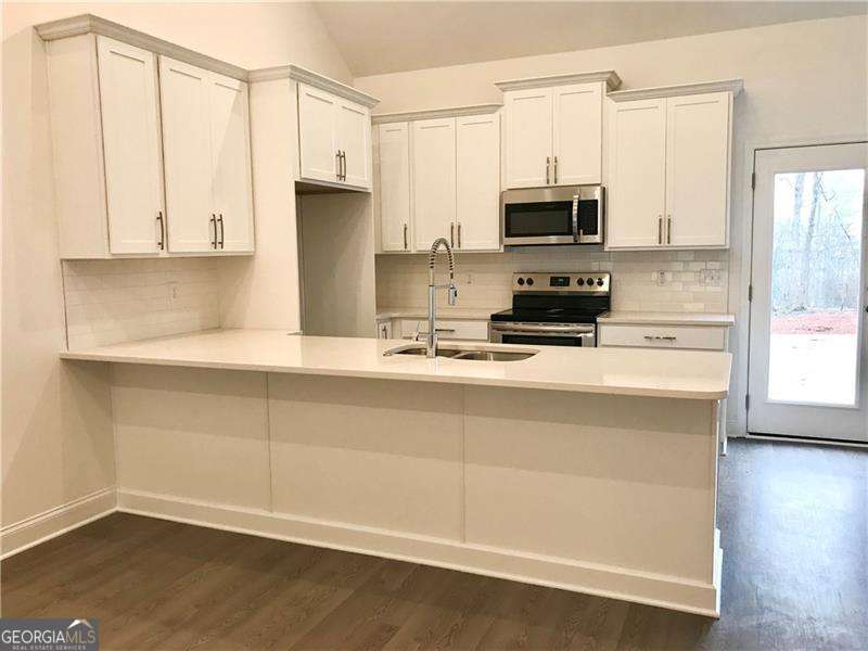 129 Mores Elm Loop Waleska GA 30183