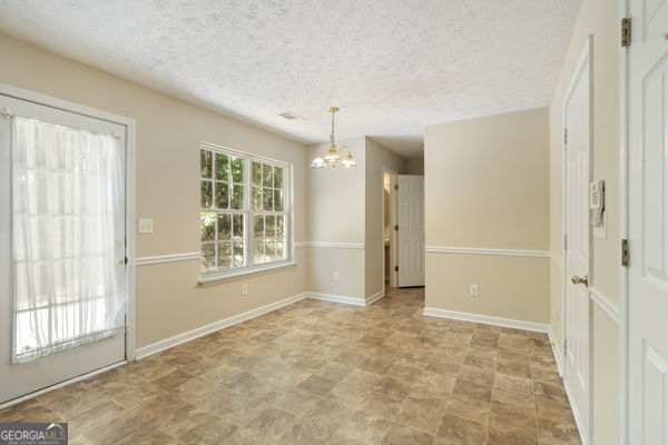 3812 Emperors Cove Snellville GA 30039