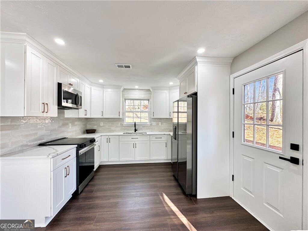 730 Carrie Cove Lane Clarkesville GA 30523