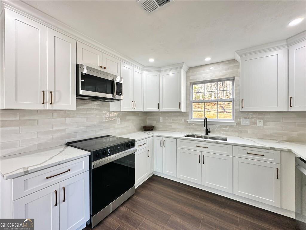 730 Carrie Cove Lane Clarkesville GA 30523
