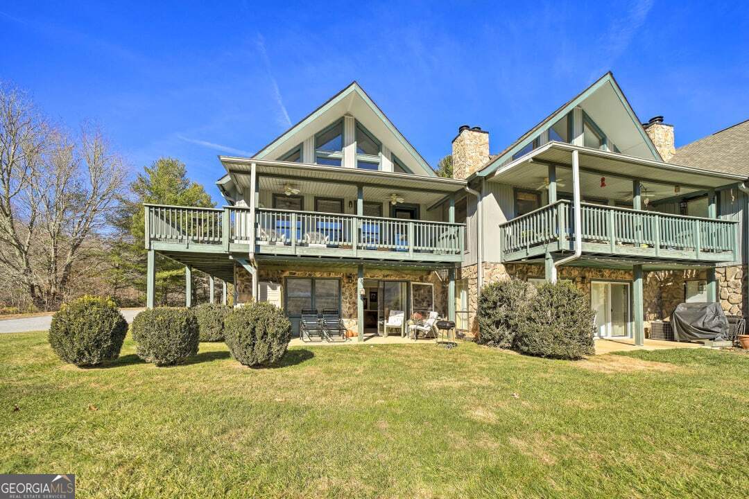 30 Spy Glass Circle Unit J Circle Dillard GA 30537