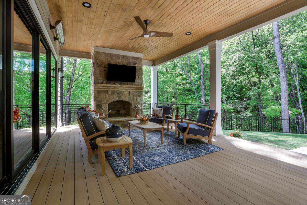 200 Golden Bear Pass Dahlonega GA 30533