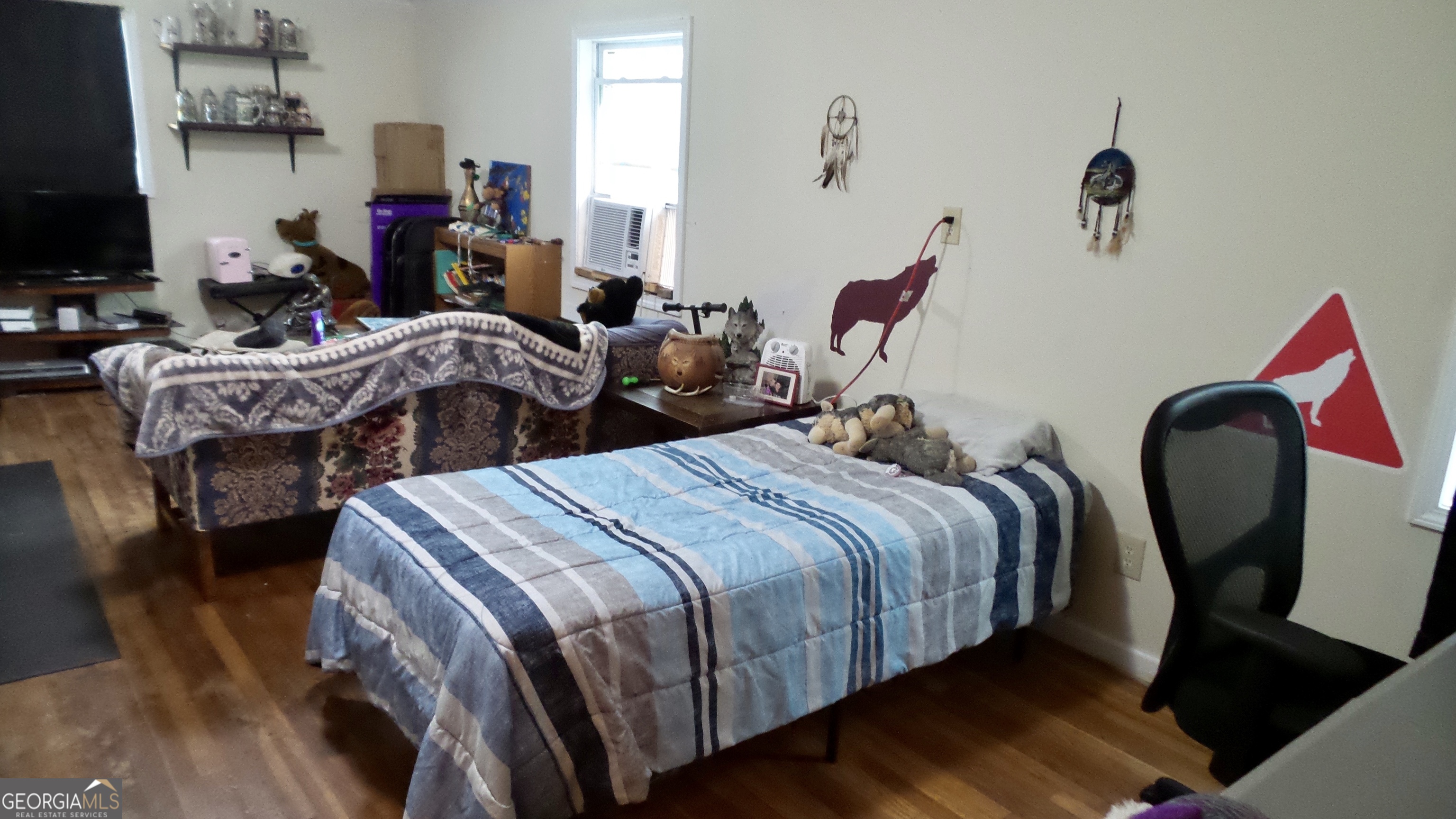 186 Railroad Avenue Lula GA 30554