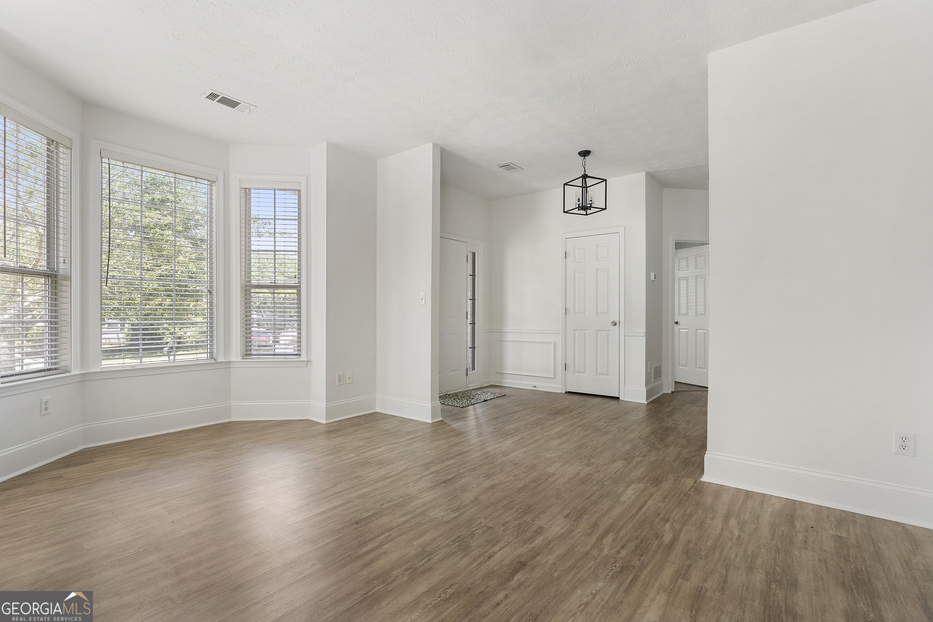 1615 Grand Junction Alpharetta GA 30004