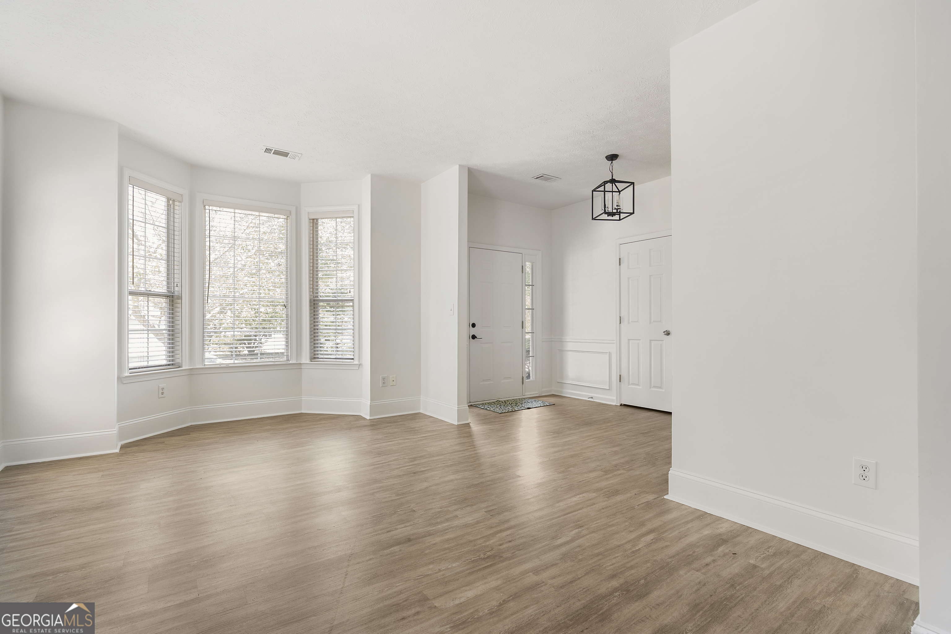 1615 Grand Junction Alpharetta GA 30004