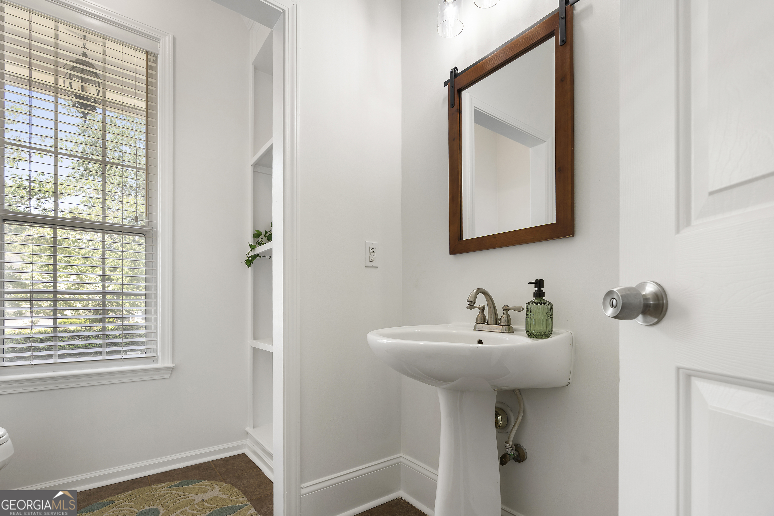 1615 Grand Junction Alpharetta GA 30004