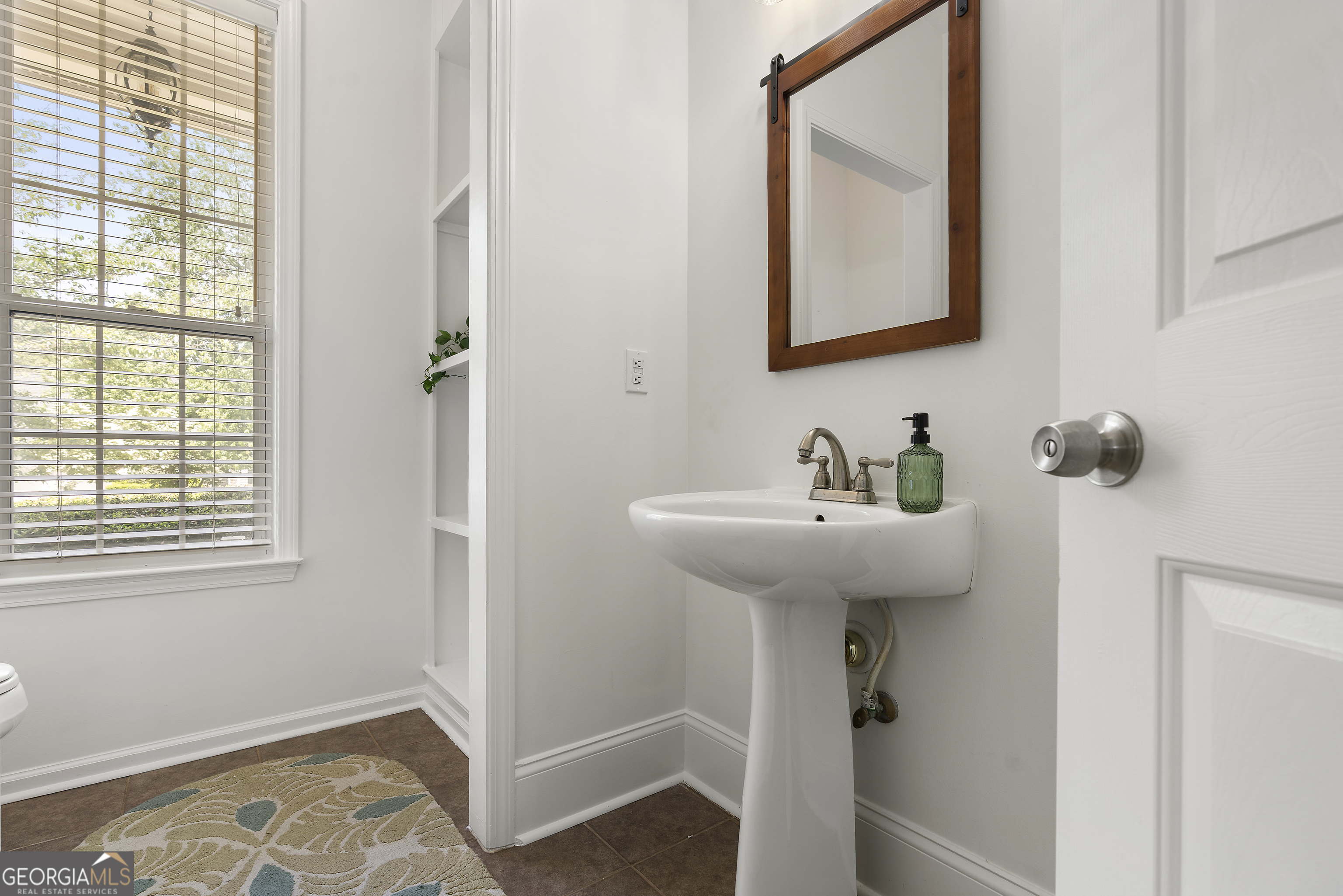 1615 Grand Junction Alpharetta GA 30004