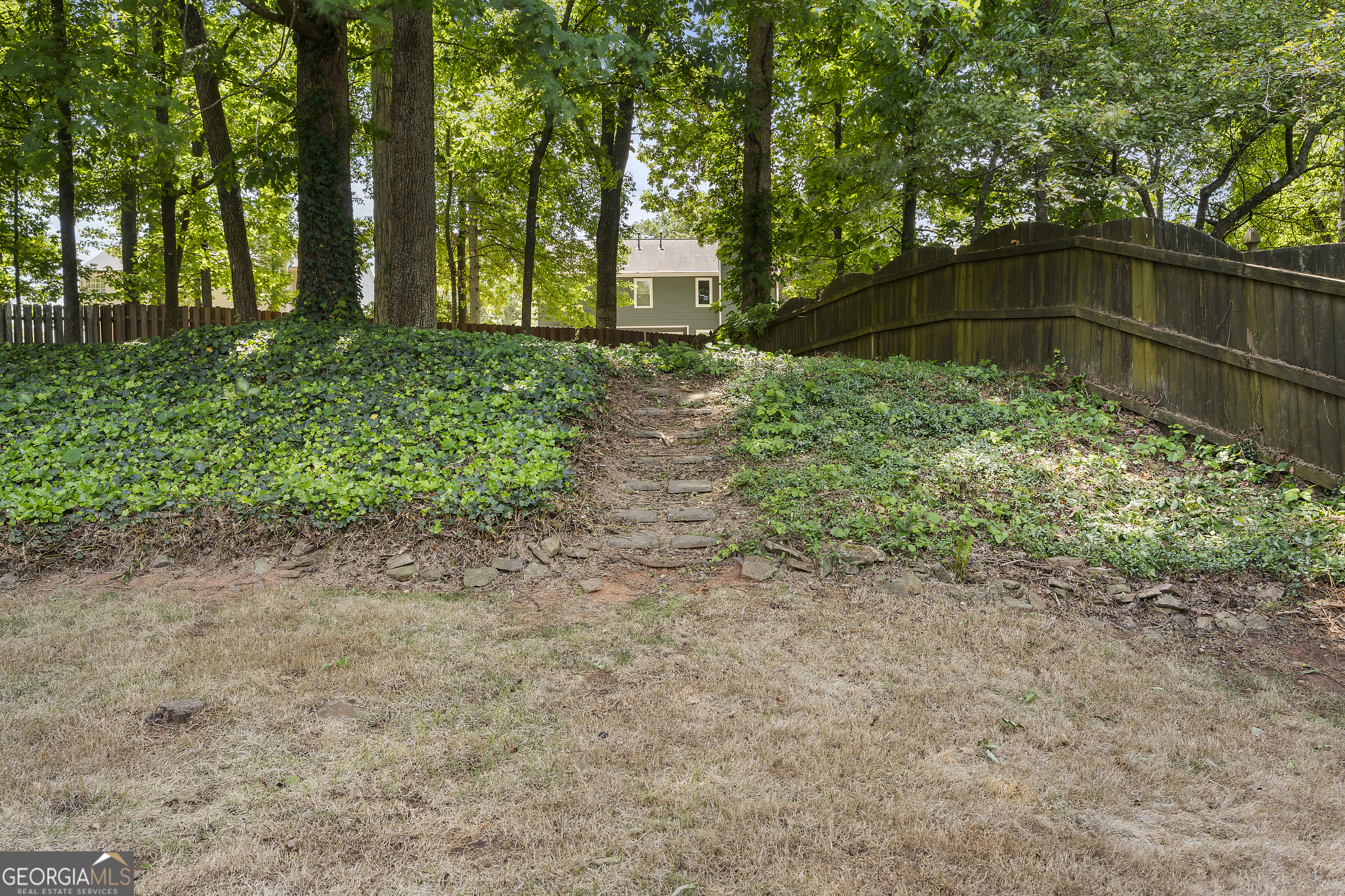 1615 Grand Junction Alpharetta GA 30004