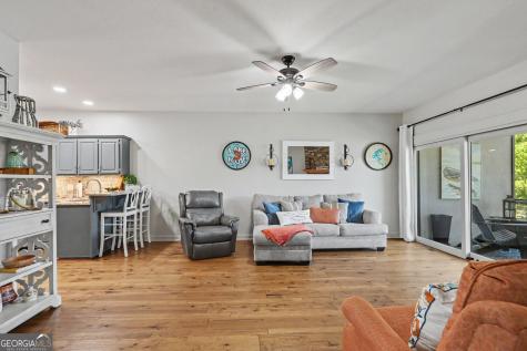 209 N Berrong Street Hiawassee GA 30546