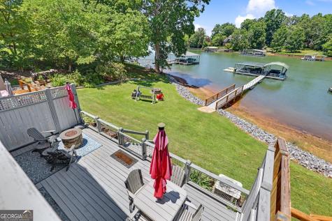 209 N Berrong Street Hiawassee GA 30546
