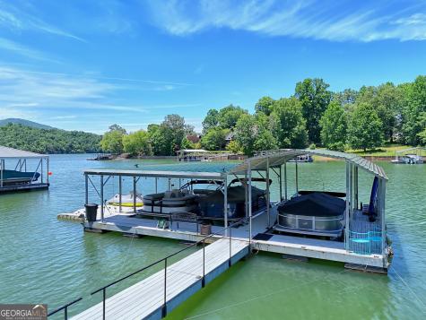 209 N Berrong Street Hiawassee GA 30546