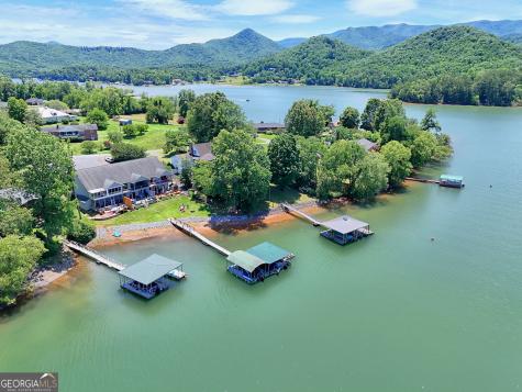209 N Berrong Street Hiawassee GA 30546