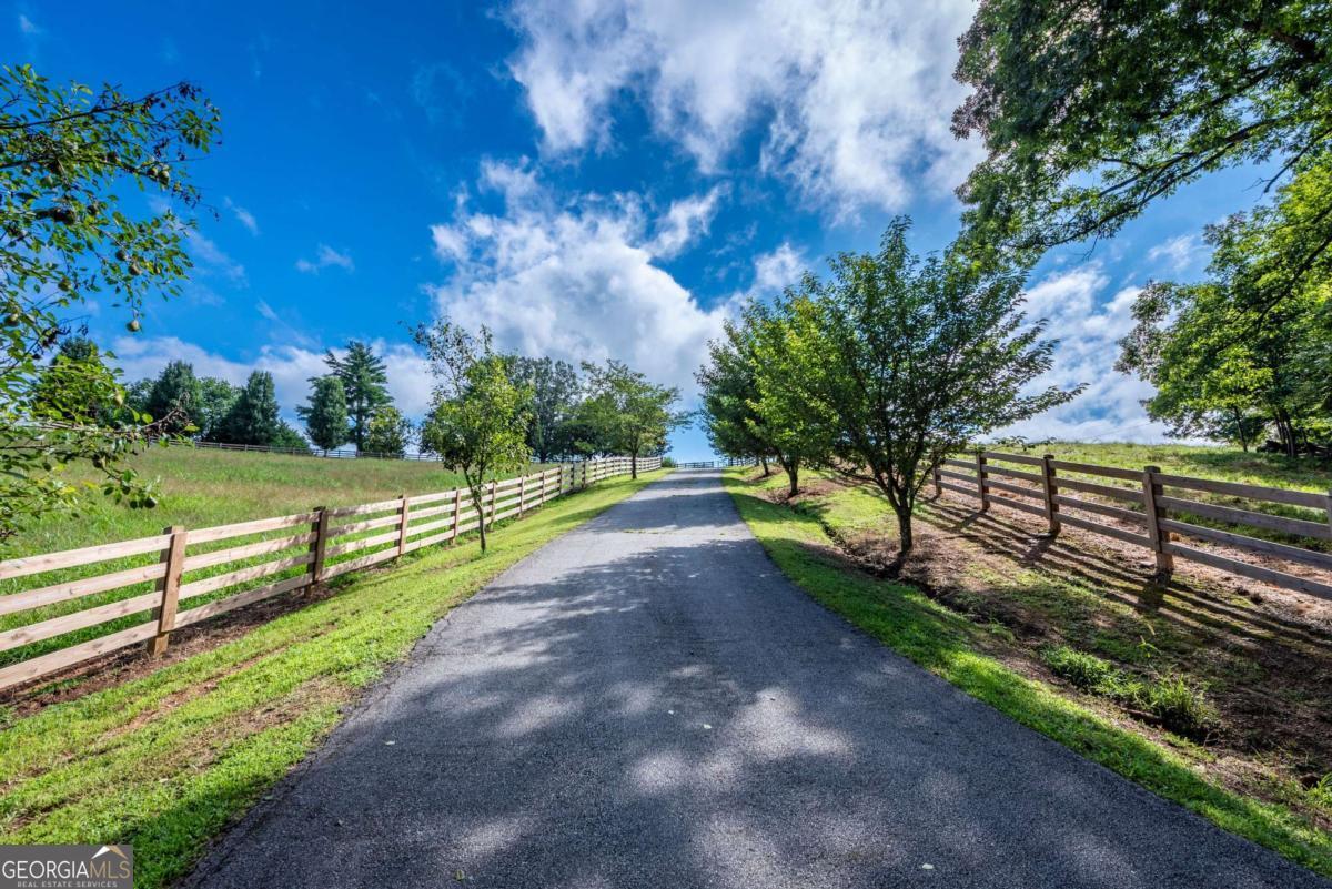 755 Harris Road Jasper GA 30143