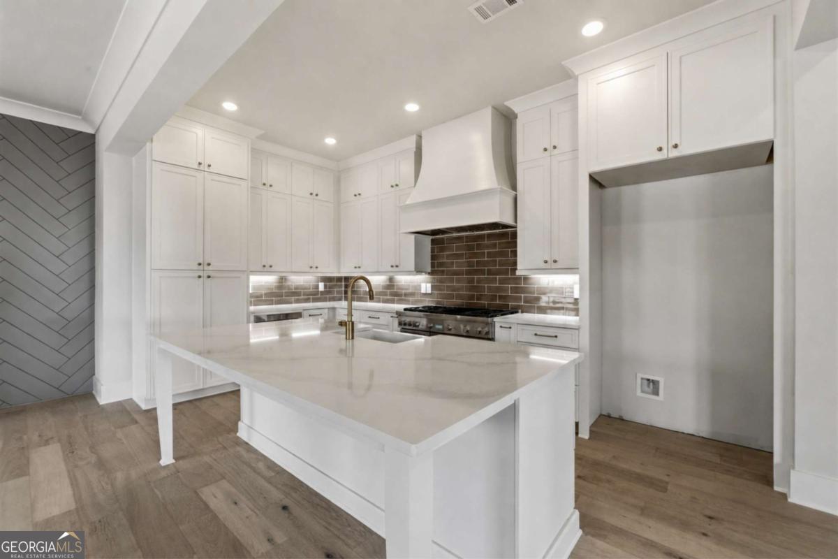2015 Village Walk Milton GA 30004
