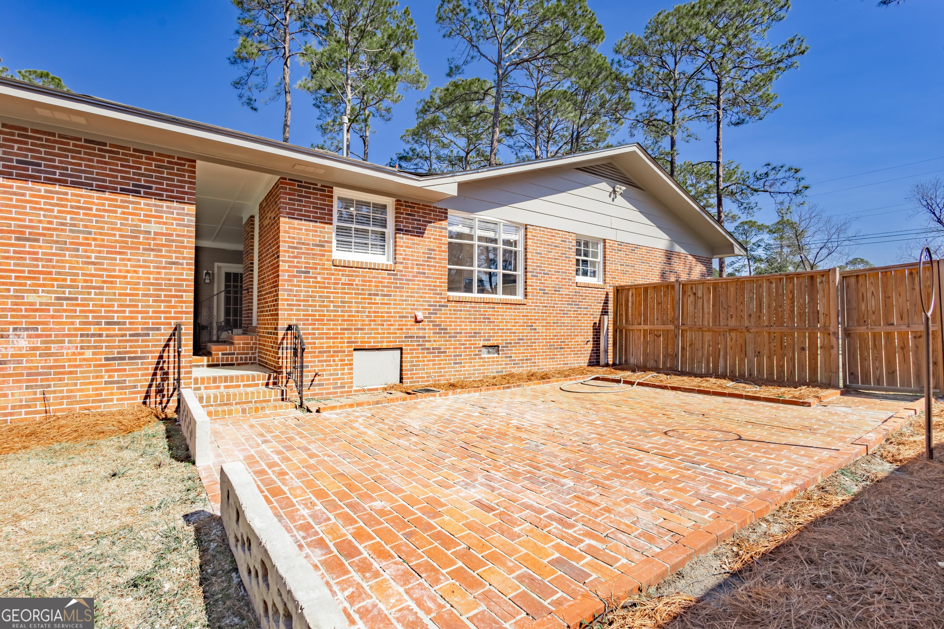 2020 Murray Avenue Tifton GA 31794
