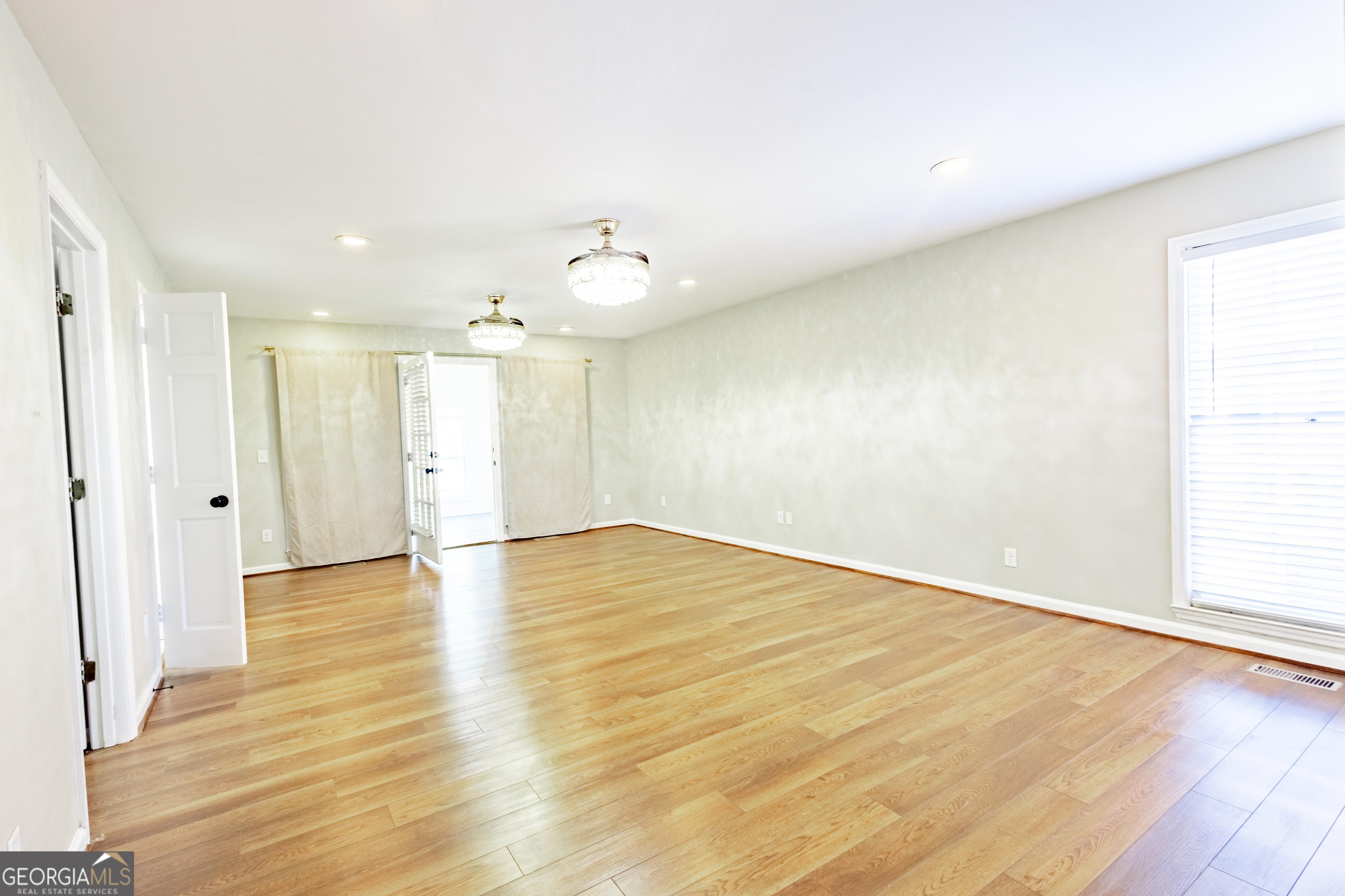 2020 Murray Avenue Tifton GA 31794