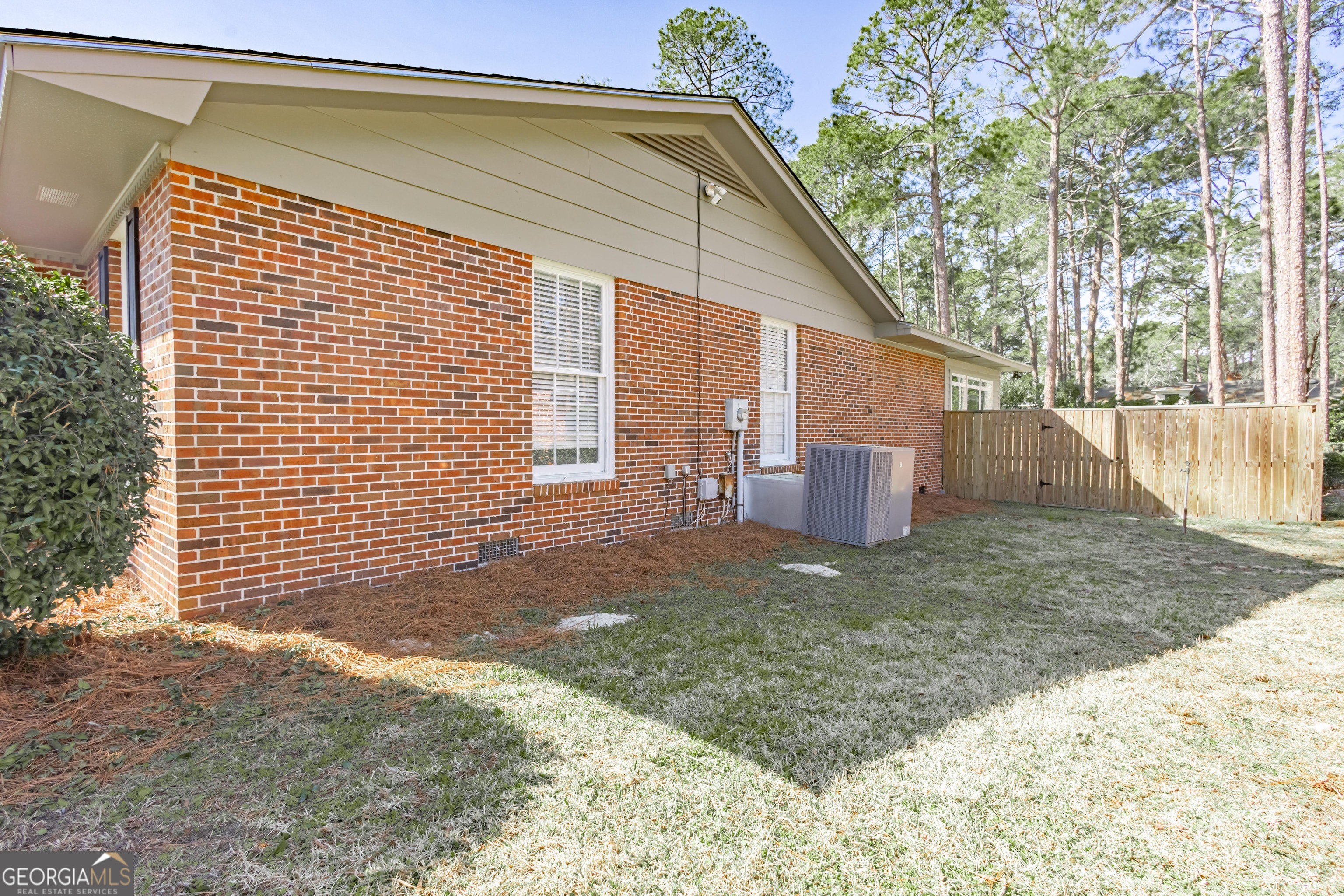 2020 Murray Avenue Tifton GA 31794