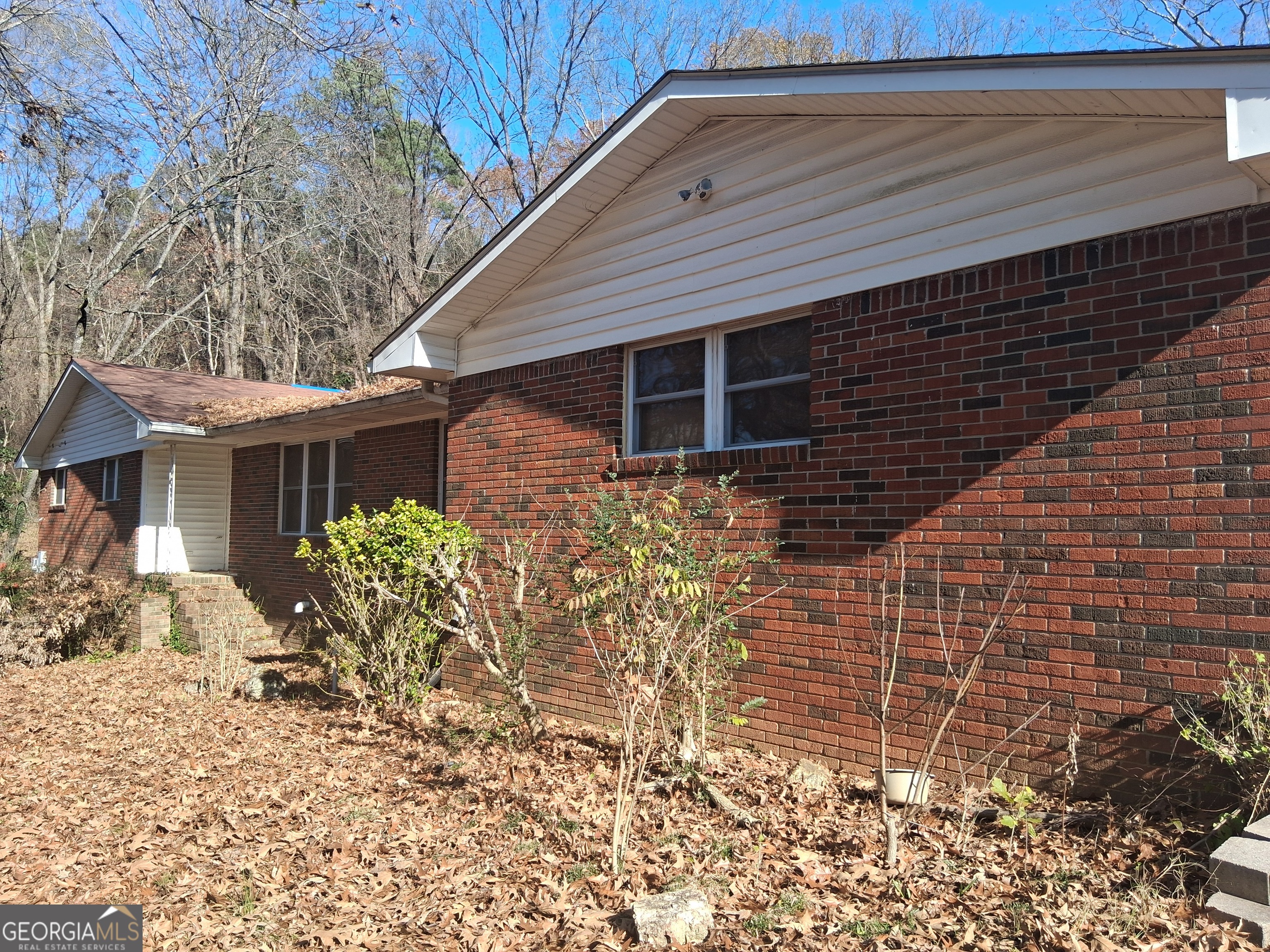 733 Chateau Drive Silver Creek GA 30173