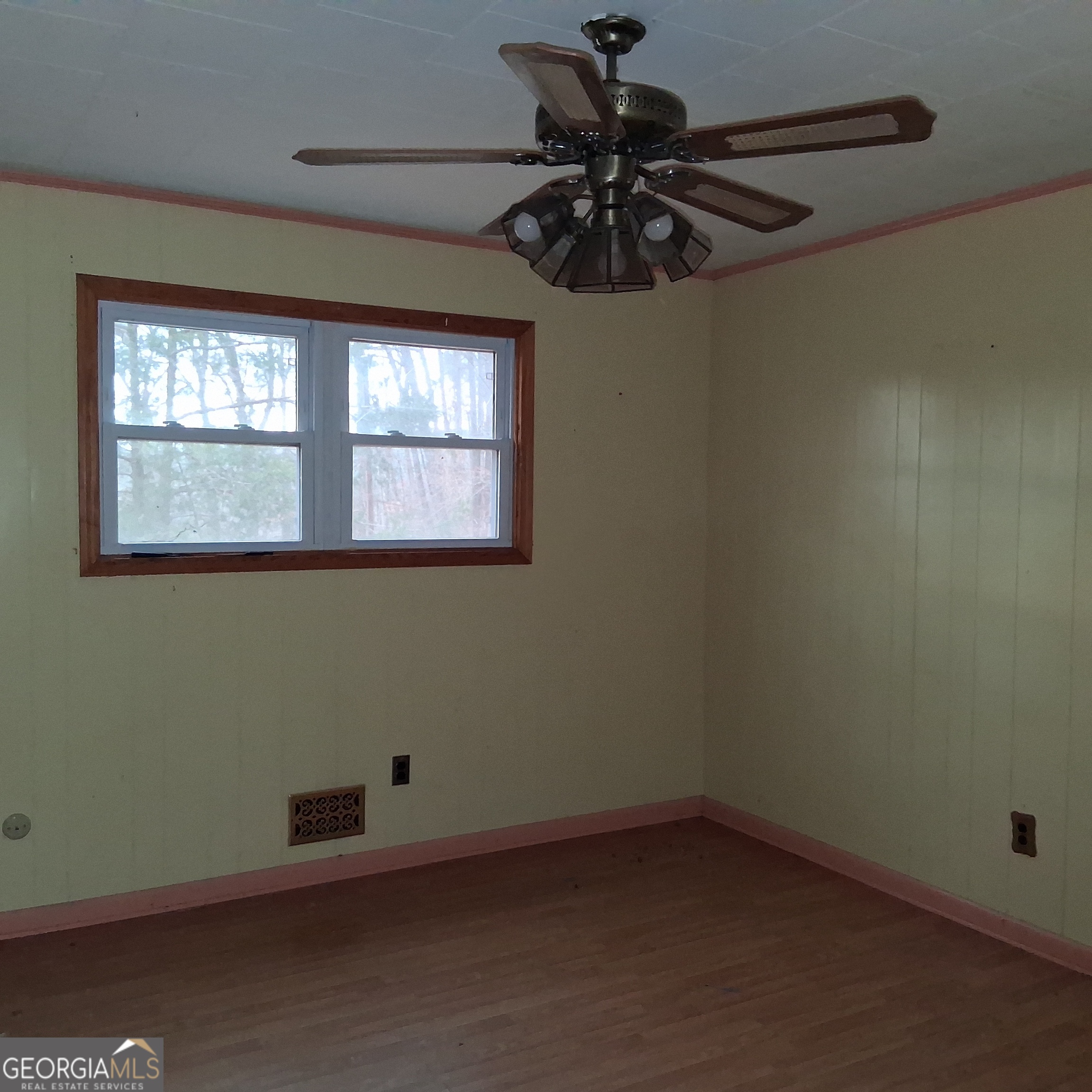 733 Chateau Drive Silver Creek GA 30173
