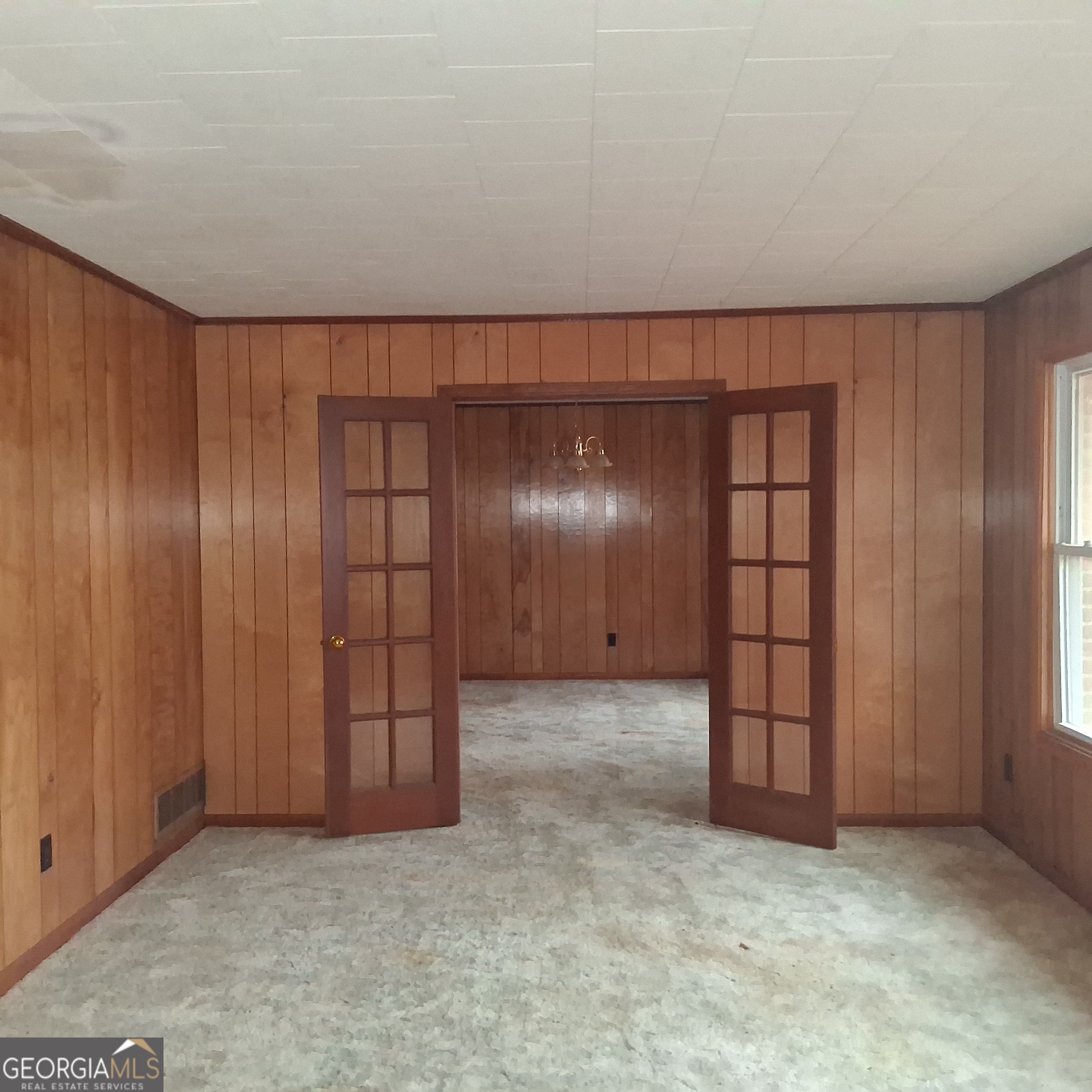 733 Chateau Drive Silver Creek GA 30173