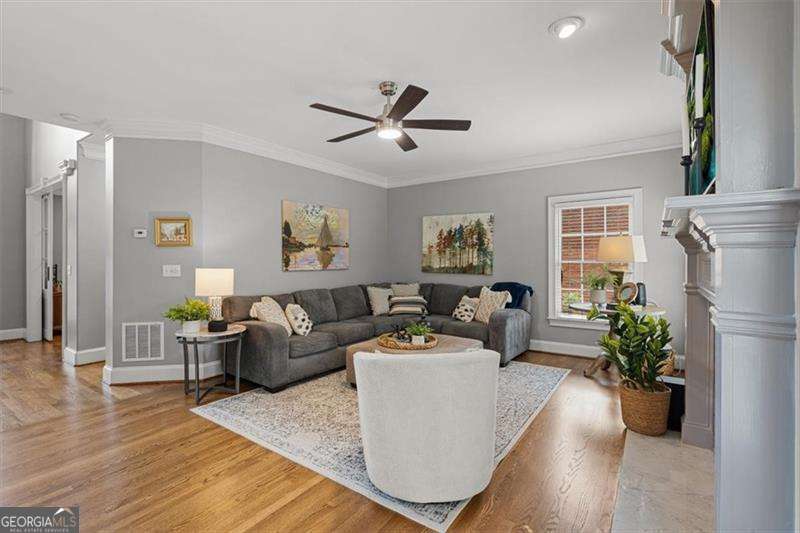 1020 Knoll Terrace Roswell GA 30075