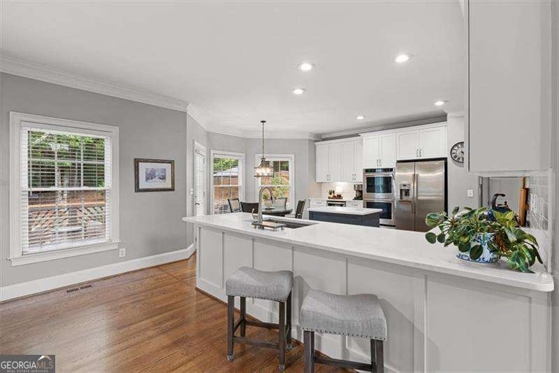 1020 Knoll Terrace Roswell GA 30075