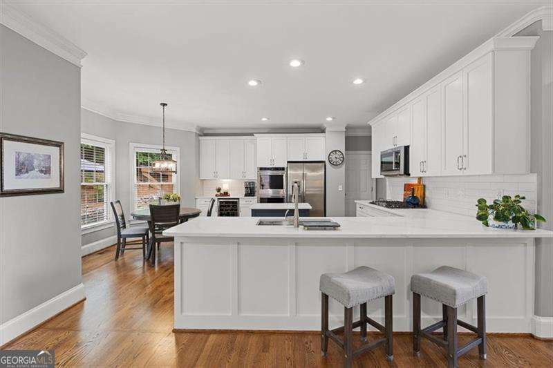 1020 Knoll Terrace Roswell GA 30075
