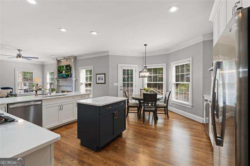 1020 Knoll Terrace Roswell GA 30075