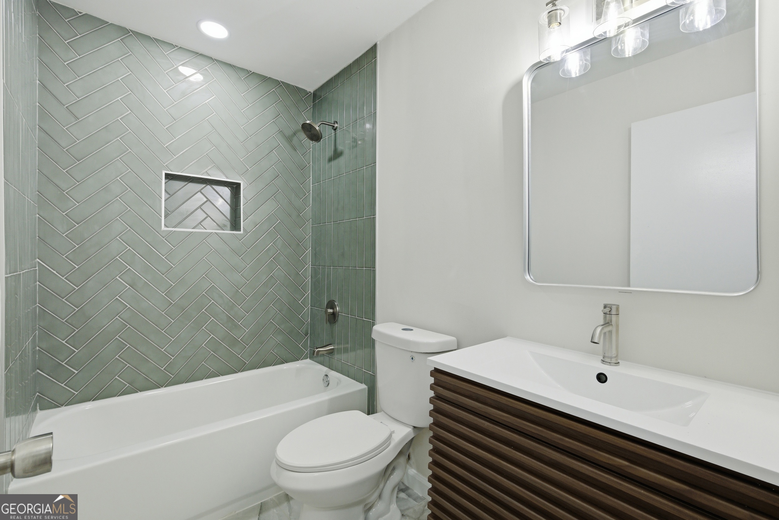 5006 Galbraith Circle Stone Mountain GA 30088